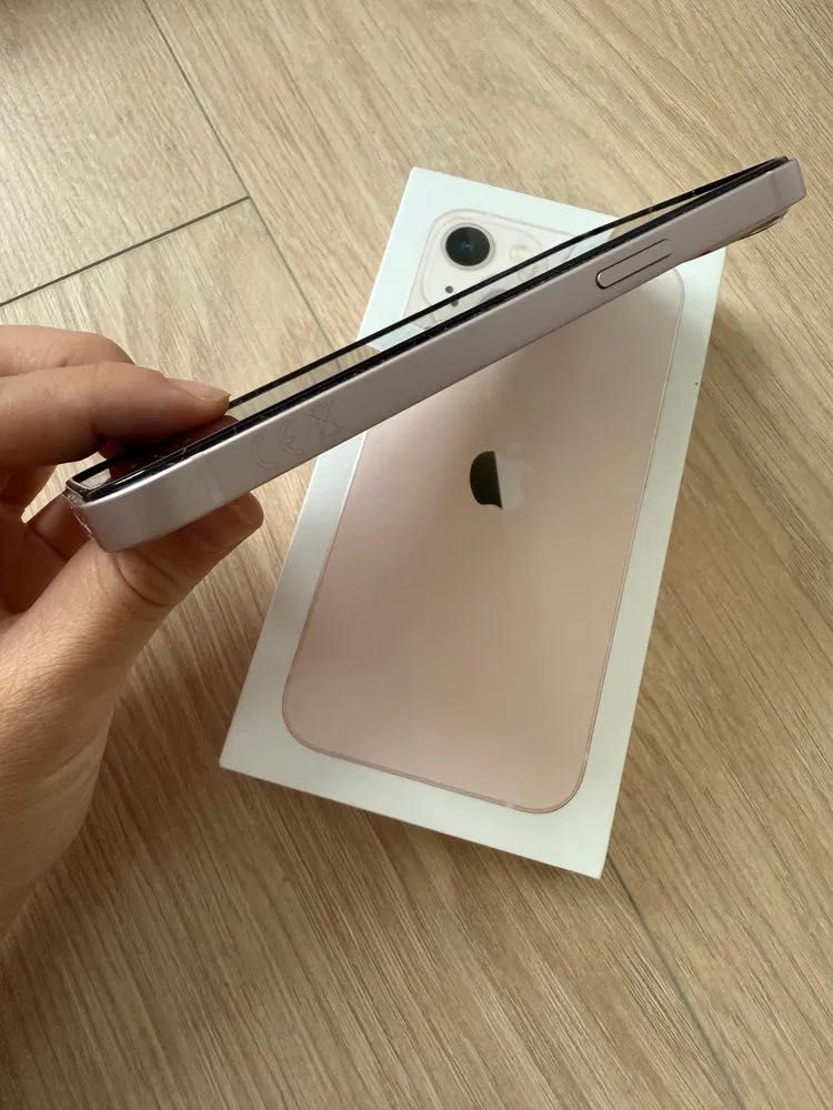 Продам iPhone 13 новый айфон 13