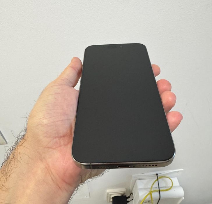 Iphone 15 Pro Max 512 GB ca nou factura cutie liber retea