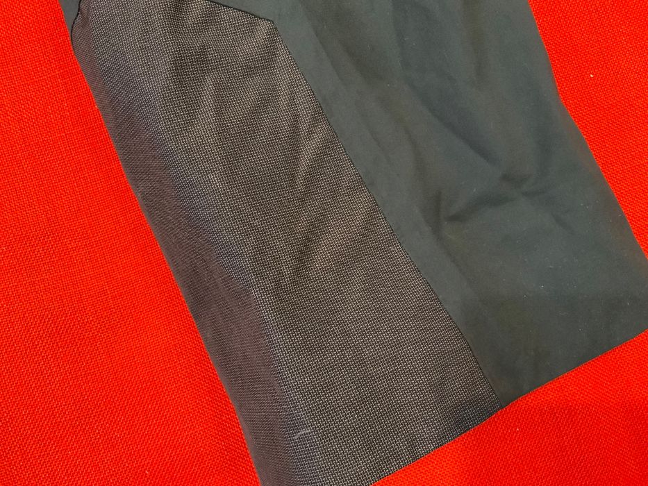 Houdini-оригинален панталон размер л