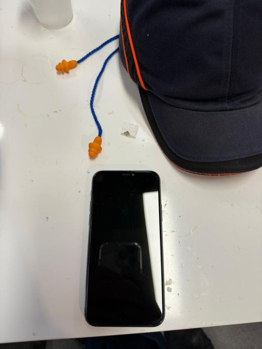 Iphone 11pro 64 гб