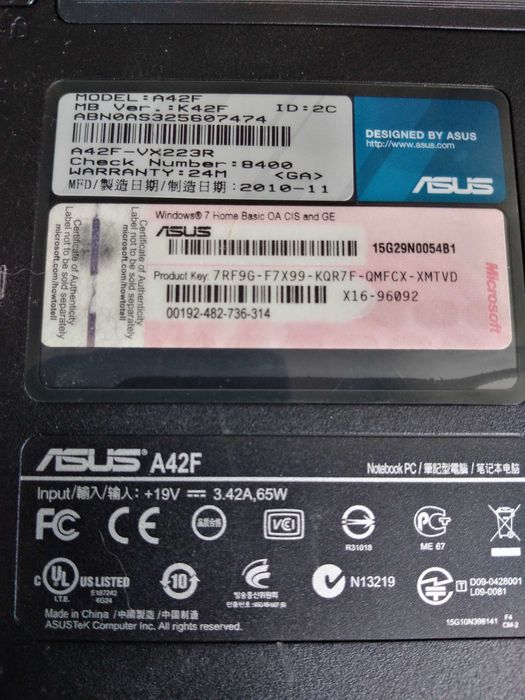 Продам на запчасти ноутбук Asus A42F