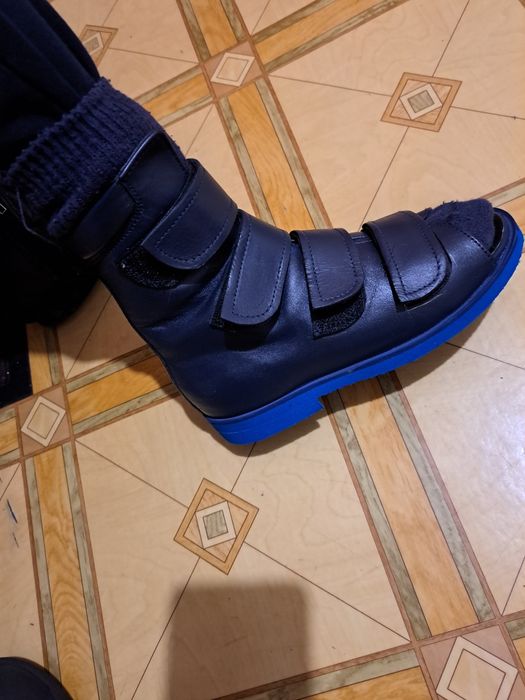 Ортапедическии обуви (натуральный кожанные)