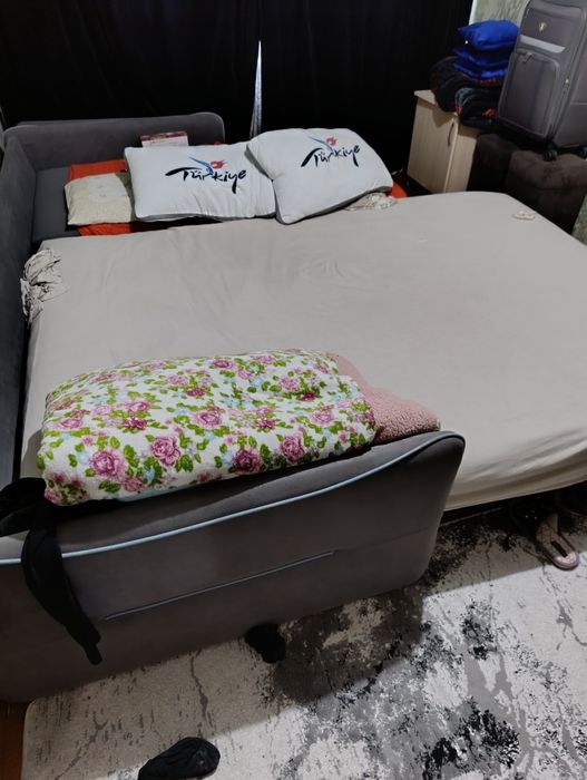 Продам диван в хорошем состоянии