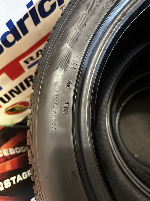 215/55 R17 98V XL - Goodyear UltraGrip Performance 8 M+S Oferta