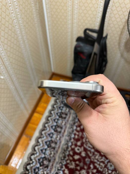 Iphone 16 pro MAX ёмкость 98% Идеал