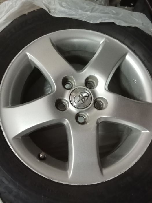 Диски титановые на Тойота Камри R-16