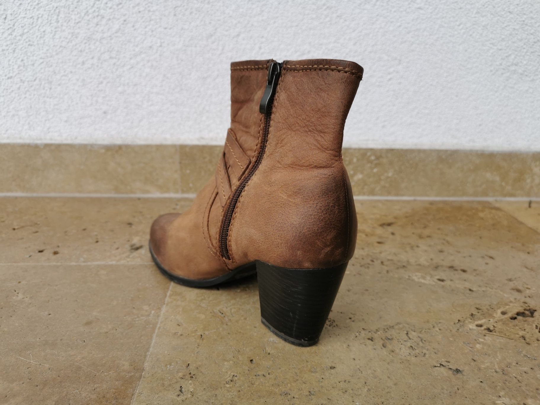 Botine Marco Tozzi marime 37