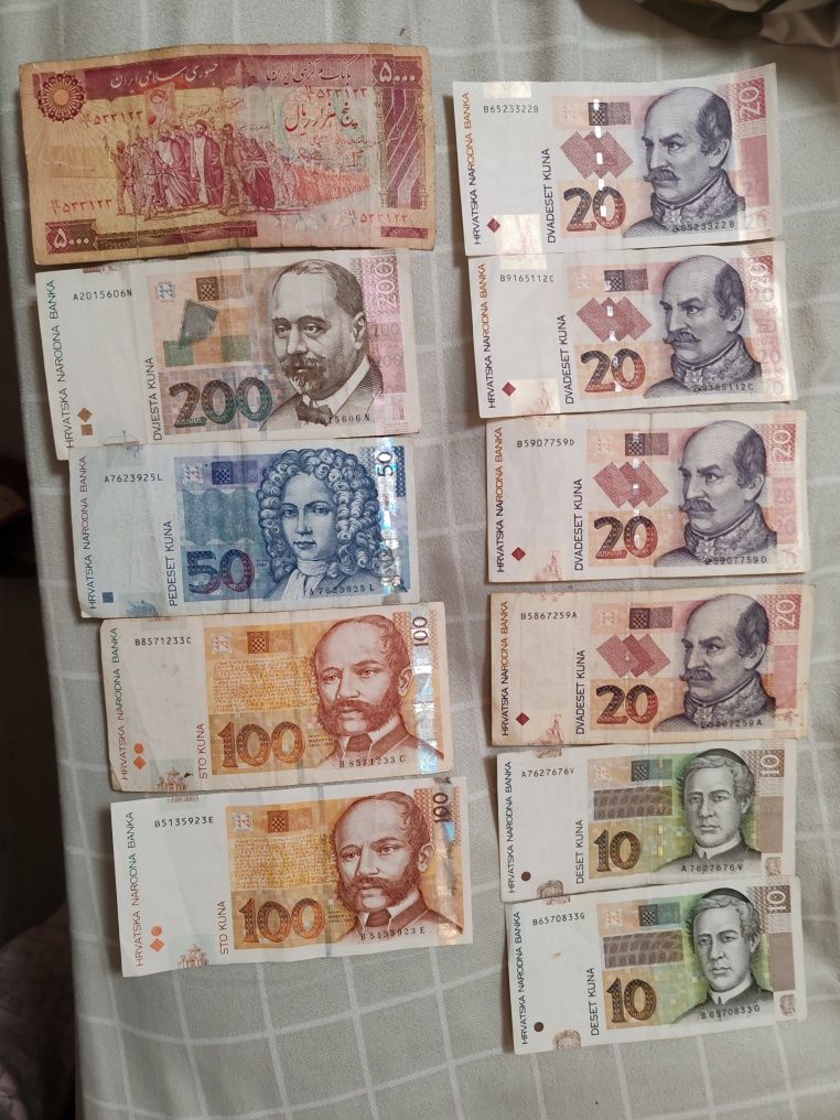 Monezi și bacnote vechi