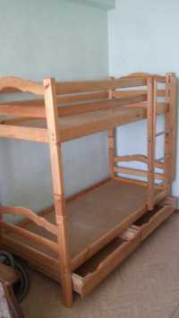 Кровать деревянная двух ярусная