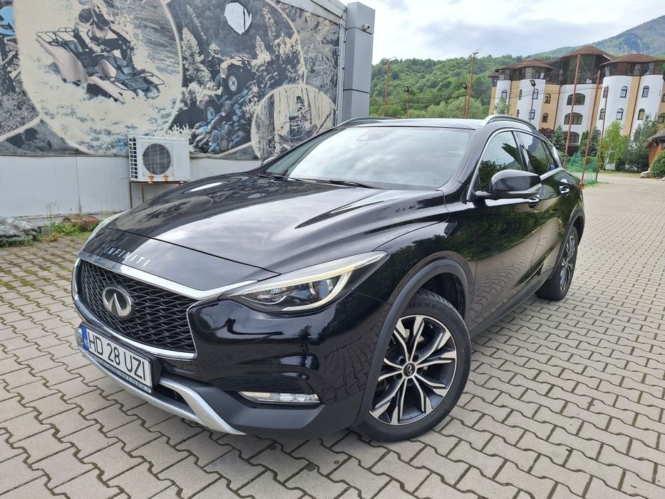 Infiniti qx30 (q30) 4x4 euro 6 automat navi camera 360°