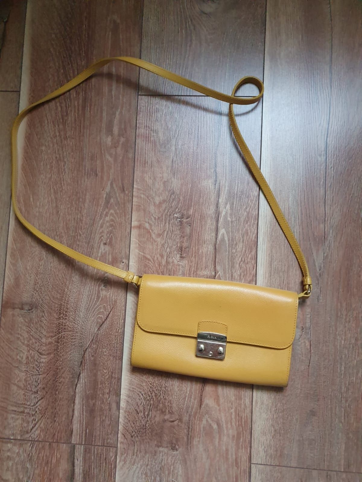 Geanta Furla clutch bag piele impecabila, 100% originala