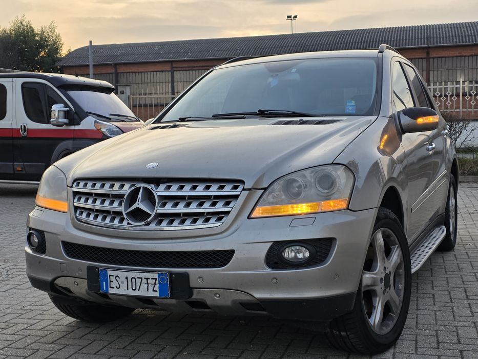Mercedes-benz ML 320 224cp Navi/Piele/incalzire