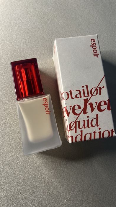 Тональный коем Velvet Matte