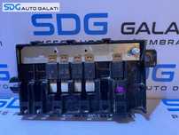 Panou Tablou Sigurante Relee Acumulator Baterie BMW Seria 1 F20 F21 2004 - 2011 Cod 10688710