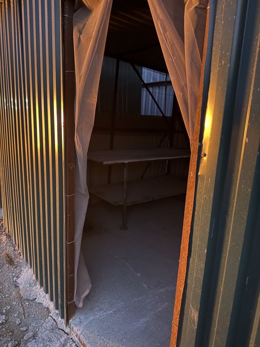 Продам склады 2 штук.