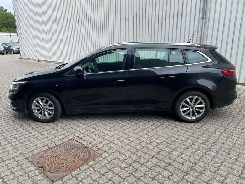 Inchirieri auto Bucuresti - Masina Renault Megane de inchiriat