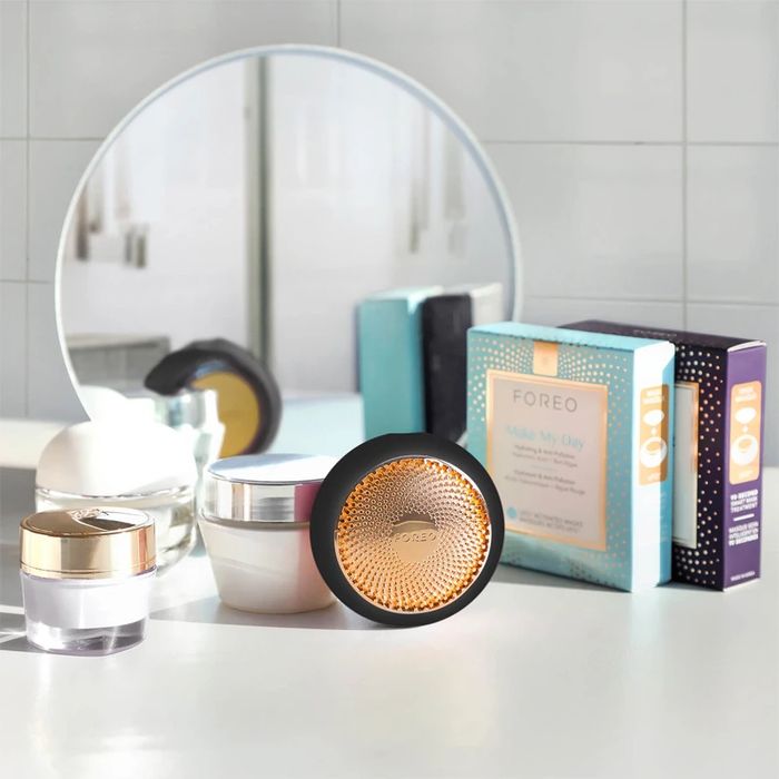 Foreo Ufo 2 звуков уред за ускоряване на ефекта на маските за лице