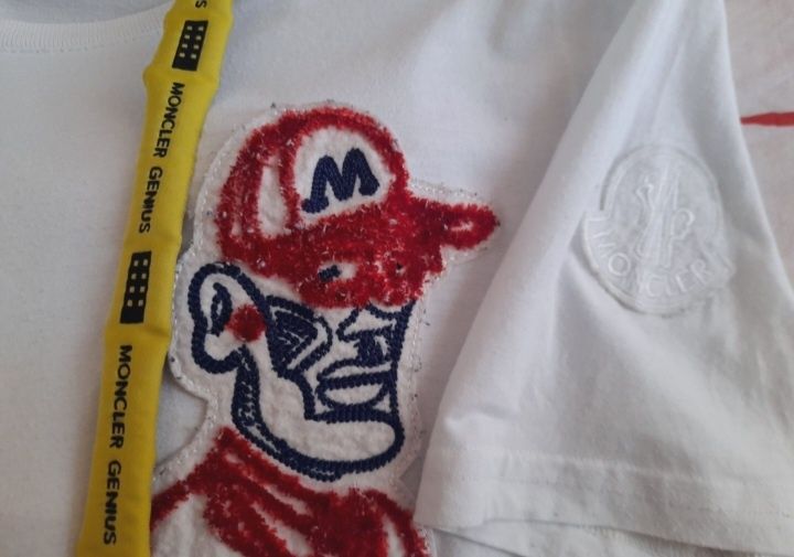 Pantaloni Tommy Hilfiger+ tricou Moncler