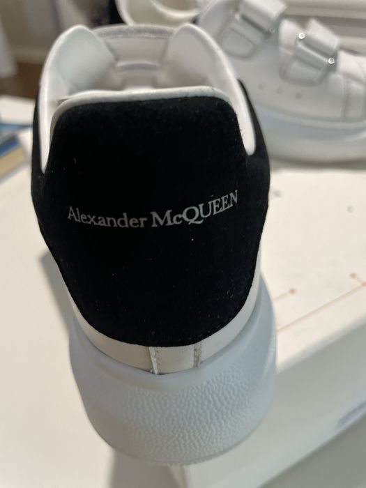Alexander McQueen alb copii