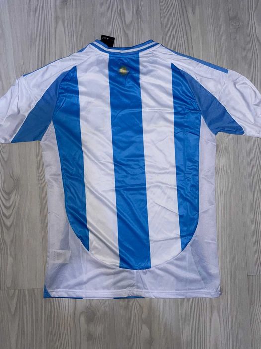 Vand Tricou Argentina