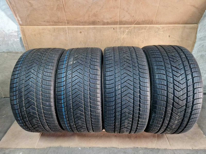 4 Pirelli R21 305/35
зимни гуми DOT3121