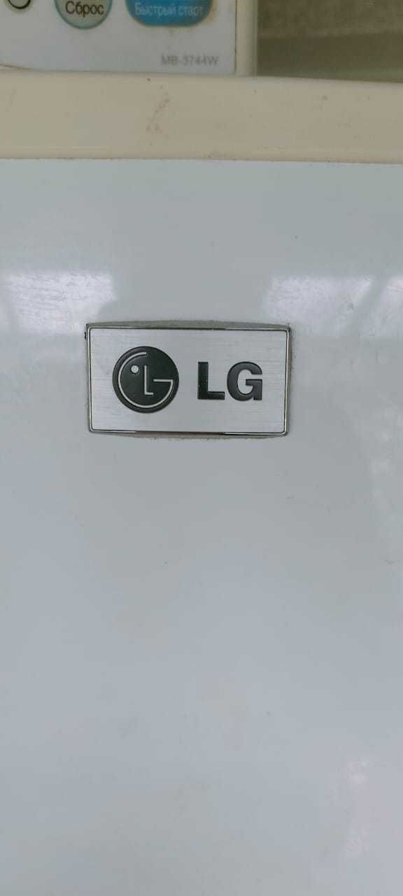 Продам холодильник LG