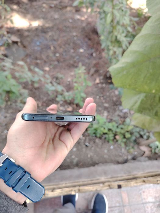 Honor X9c 8/256 Srochno sotiladi