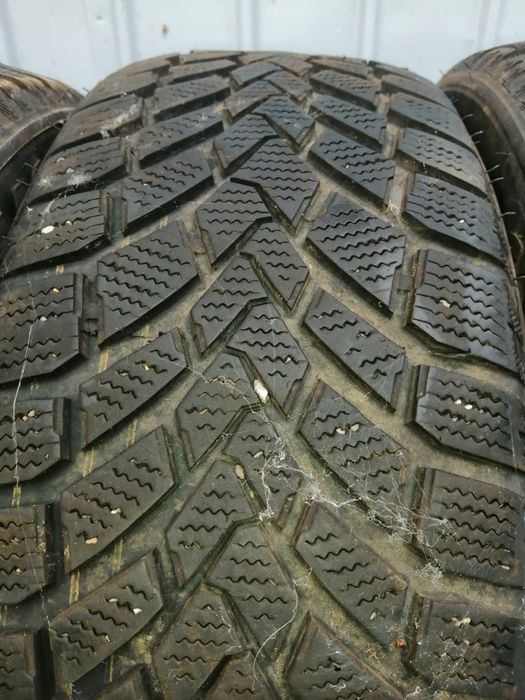 Anvelope iarnă 195/55R16