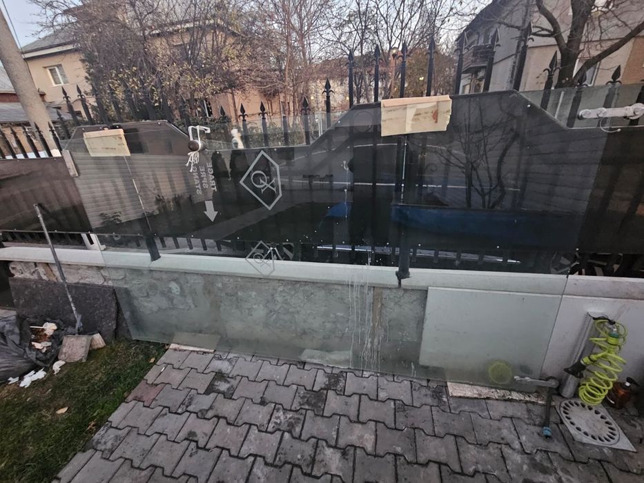 Usa sticla securizata culisanta