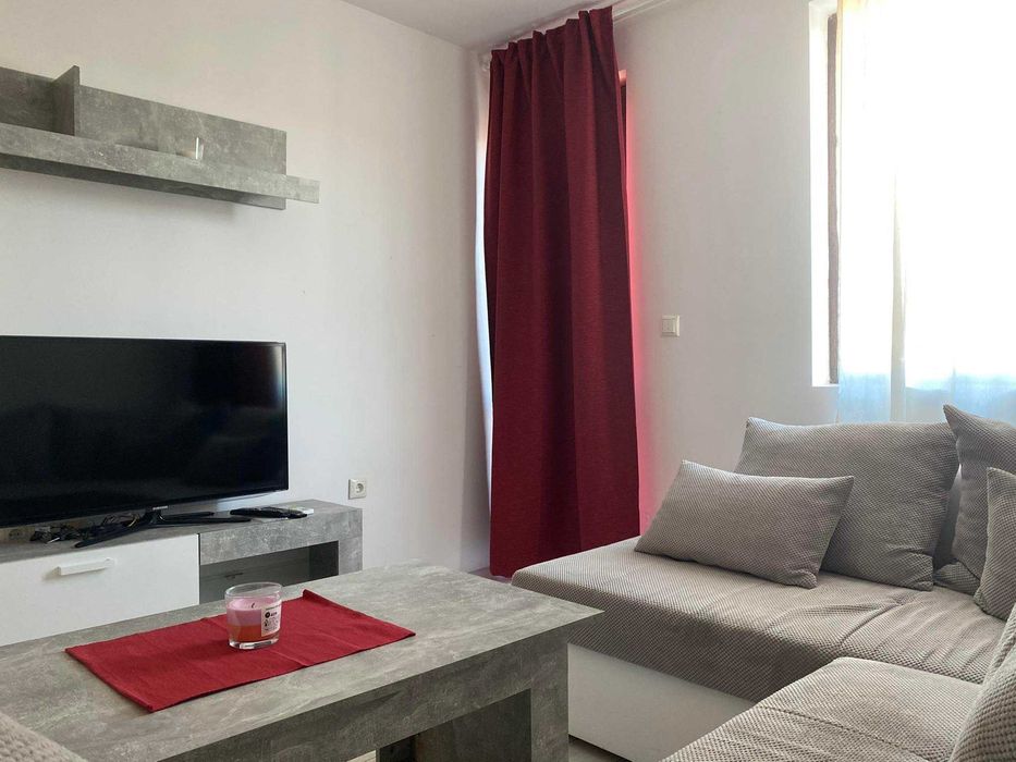 Продава се Двустаен апартамент в Пловдив, Христо Смирненски - 70 кв.м за 1672 €/кв.м - Снимка #8