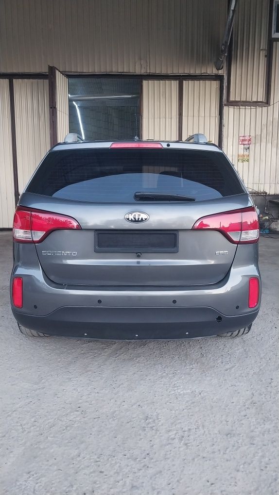 Kia Sorento sotiladi