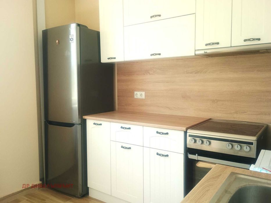 Дава се под наем Двустаен апартамент в София, Красно село - 60 кв.м за 509.49 € - Снимка #1