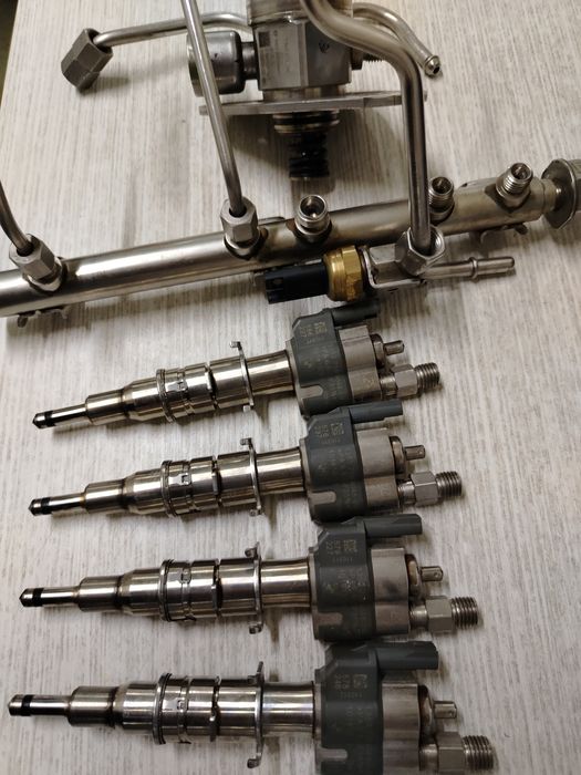 Injectoare BMW E90  cod motor N43B20A