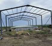Vând structură metalică 8x30x4