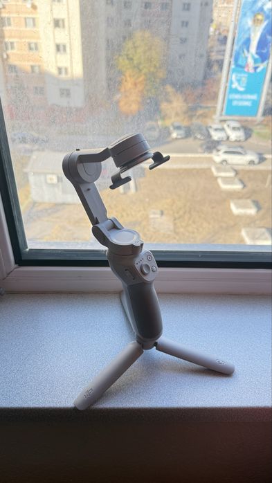 Продам DJI OSMO 4 SE