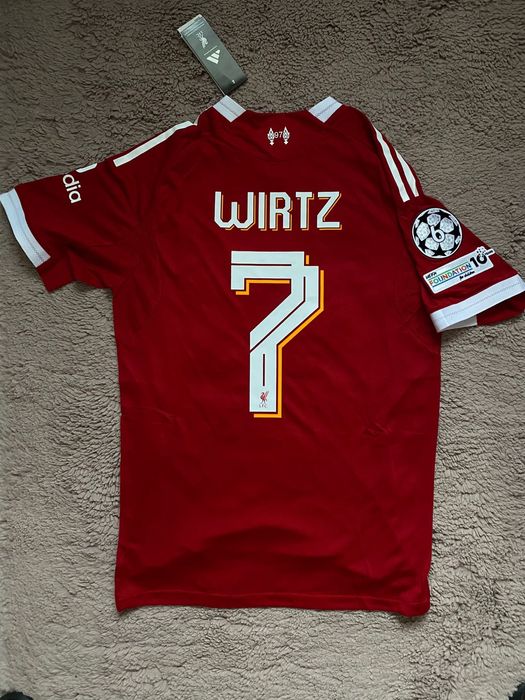 Jersey Liverpool home kit 2025/2026, WIRTZ