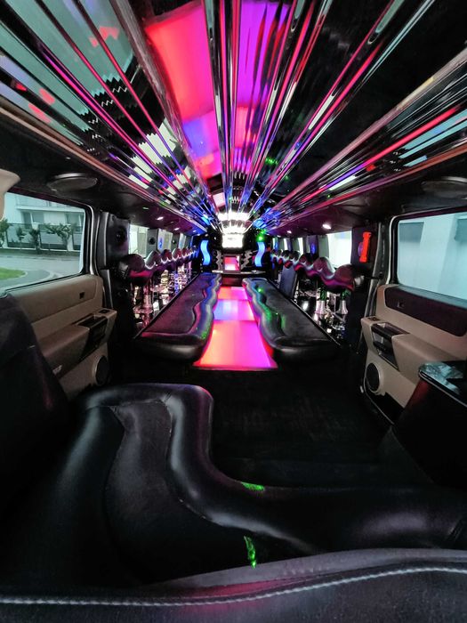 HUMMER H2 - limuzina nunti evenimente 22 locuri, 11 metri lungime