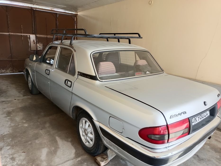 Volga 3110 sotiladi.