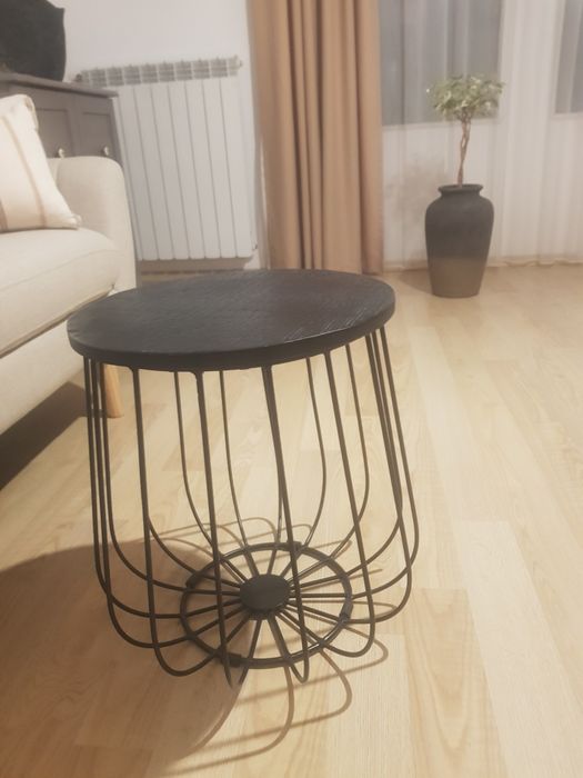 Помощна  масичка