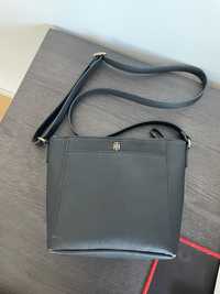 Geanta crossbody Tommy