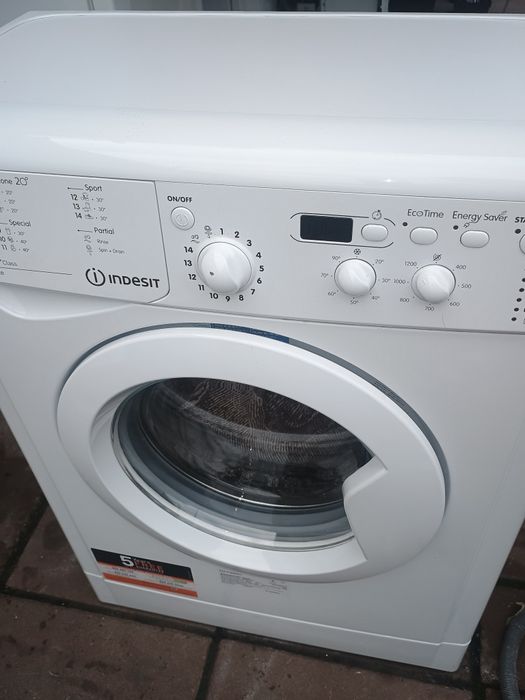 Mașină de spălat Slim Indesit 33/60/85A++ 4 kg