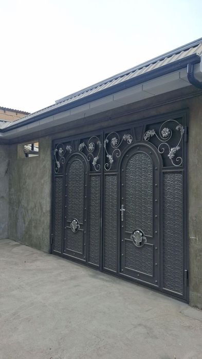 НАЗАРБЕК  МЕВАЗОР да срочно 5 хонали каттедж сотилади!!!