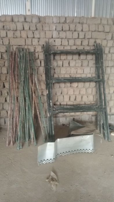 Курилиш учун Леса сотилади.