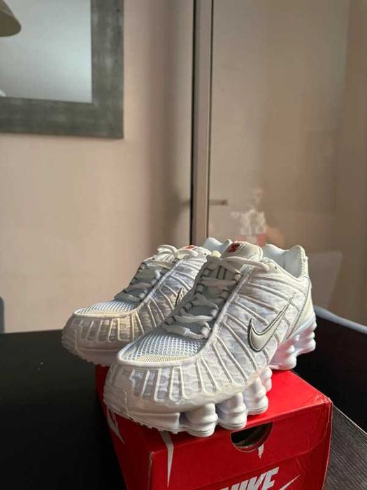 Nike shox TL white metallic silver EU38