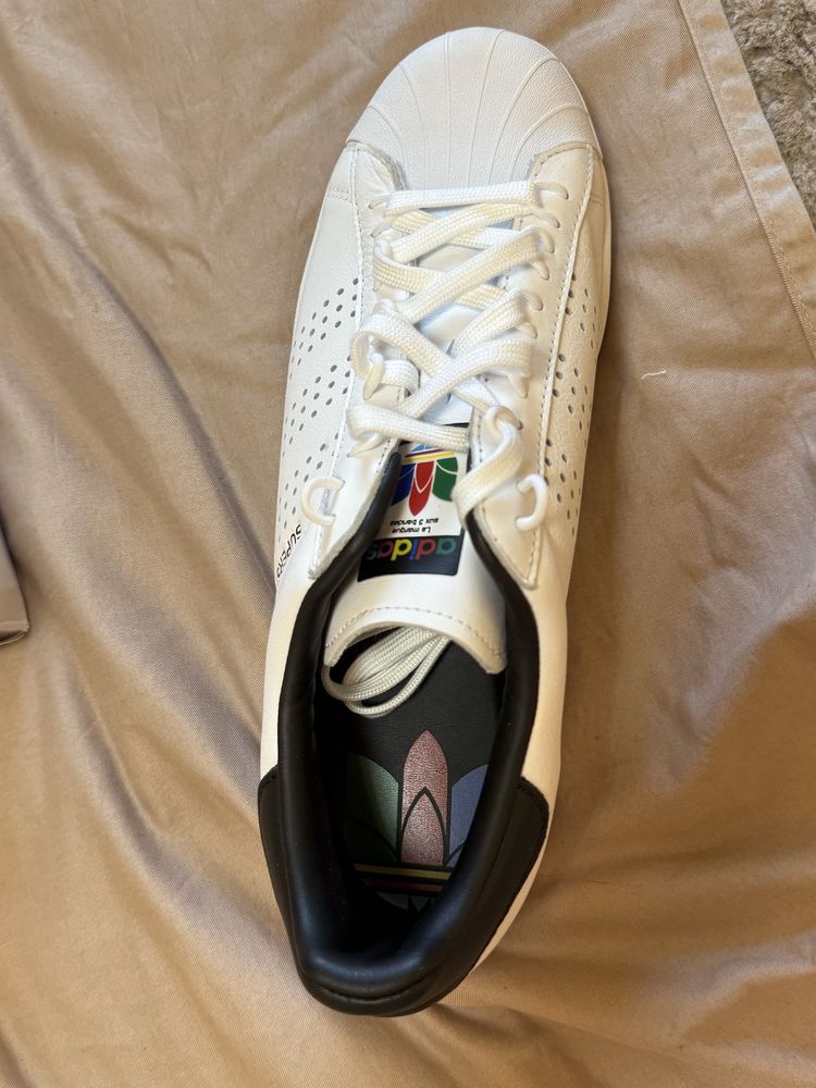 Adidas Superstar 43