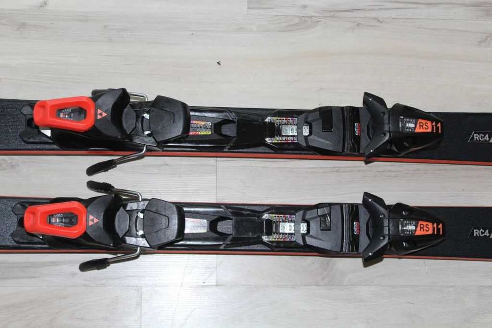 FISCHER The Curv Premium Ti  175cm 170cm 165cm 160cm 155cm 150cm 2025