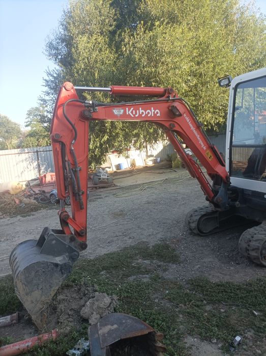 Vând miniexcavator cubota cx61.3 2,6t an 2010