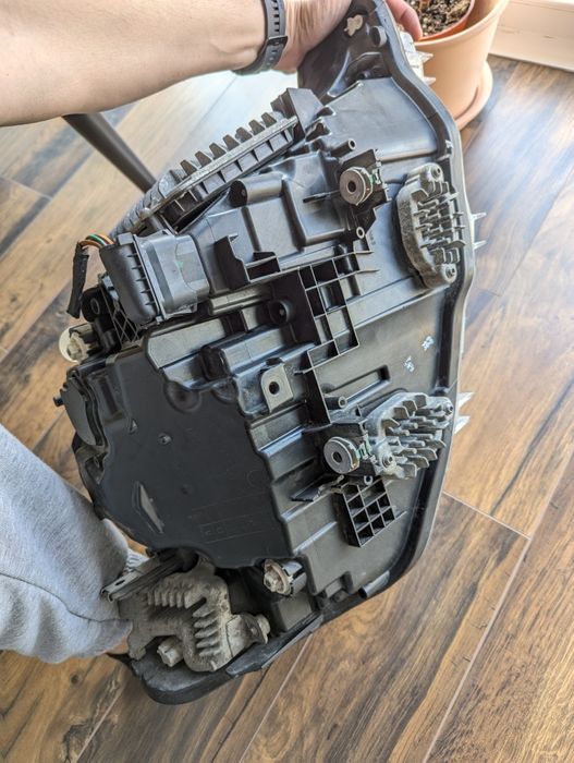 2018 Far STANGA full led adaptiv + Calculatoare BMW f30 2018 / 8738717