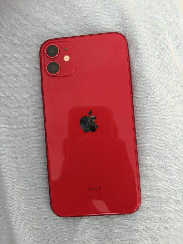 iPhone 11 в отлично състояние /100% battery health /64gb