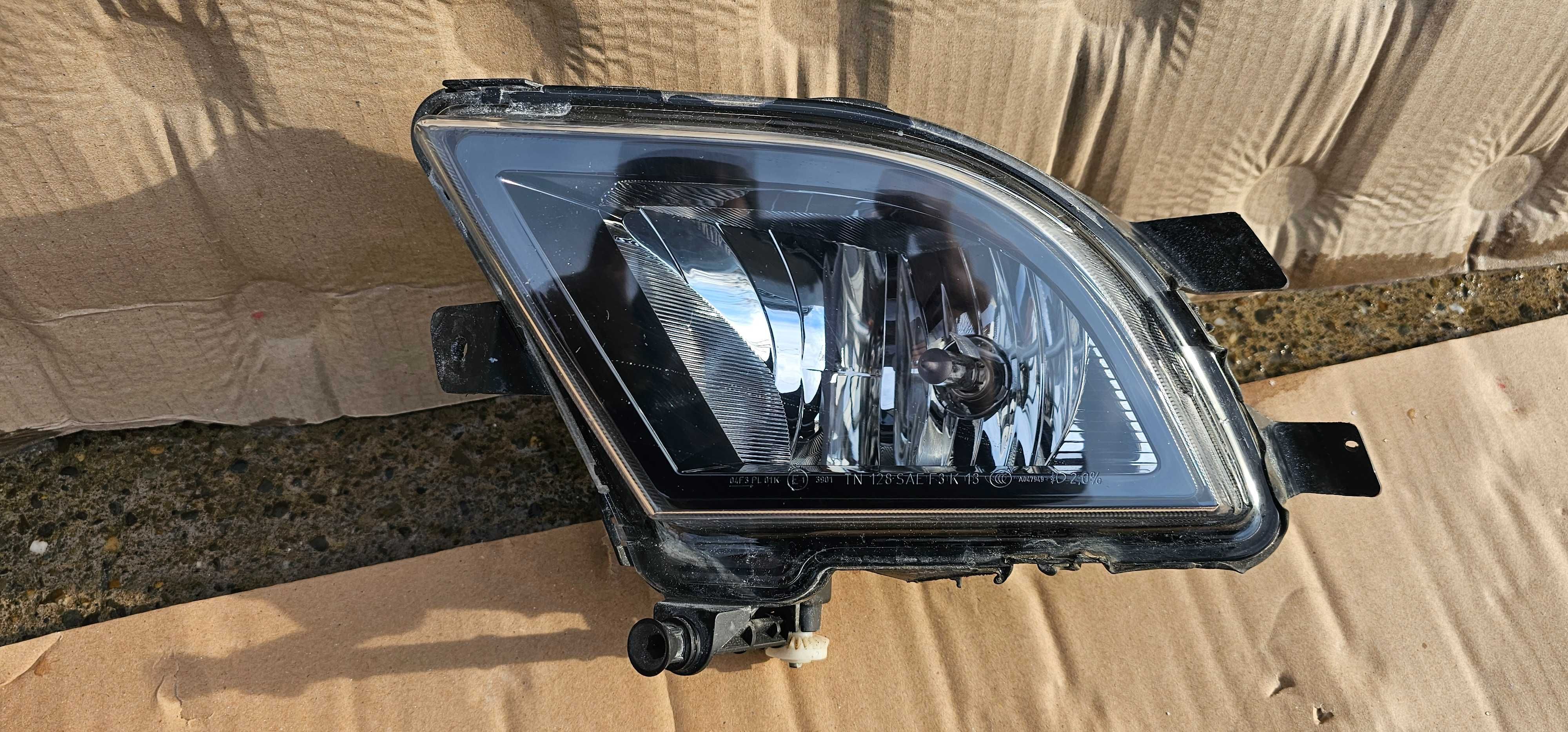 Proiector stanga Vw Jetta 5C Facelift 2015 2016 / 2017 / 2018 2019